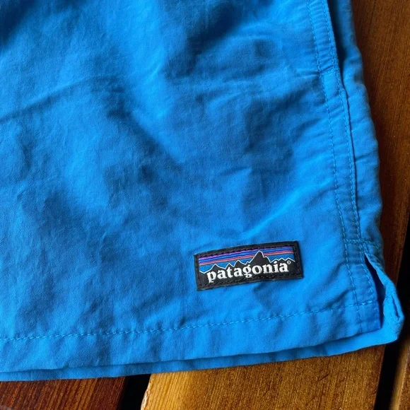 Patagonia Barely Baggie Blue Shorts size XL - Picture 2 of 11
